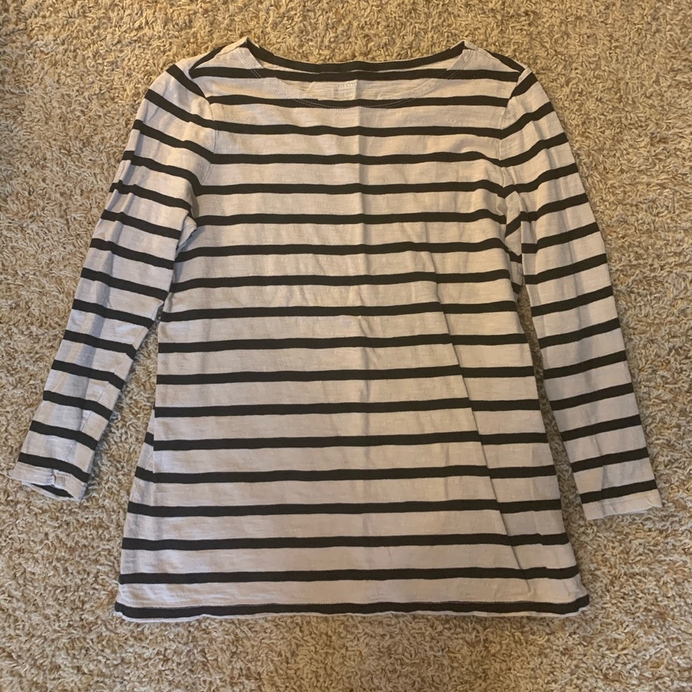 3 for $15🌿S B&W Old Navy striped shirt